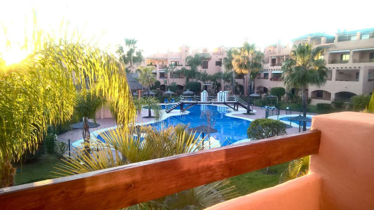 Hacienda Del Sol Beachside And Golf Apt Marbella Puerto Banus Apartman Estepona Kültér fotó